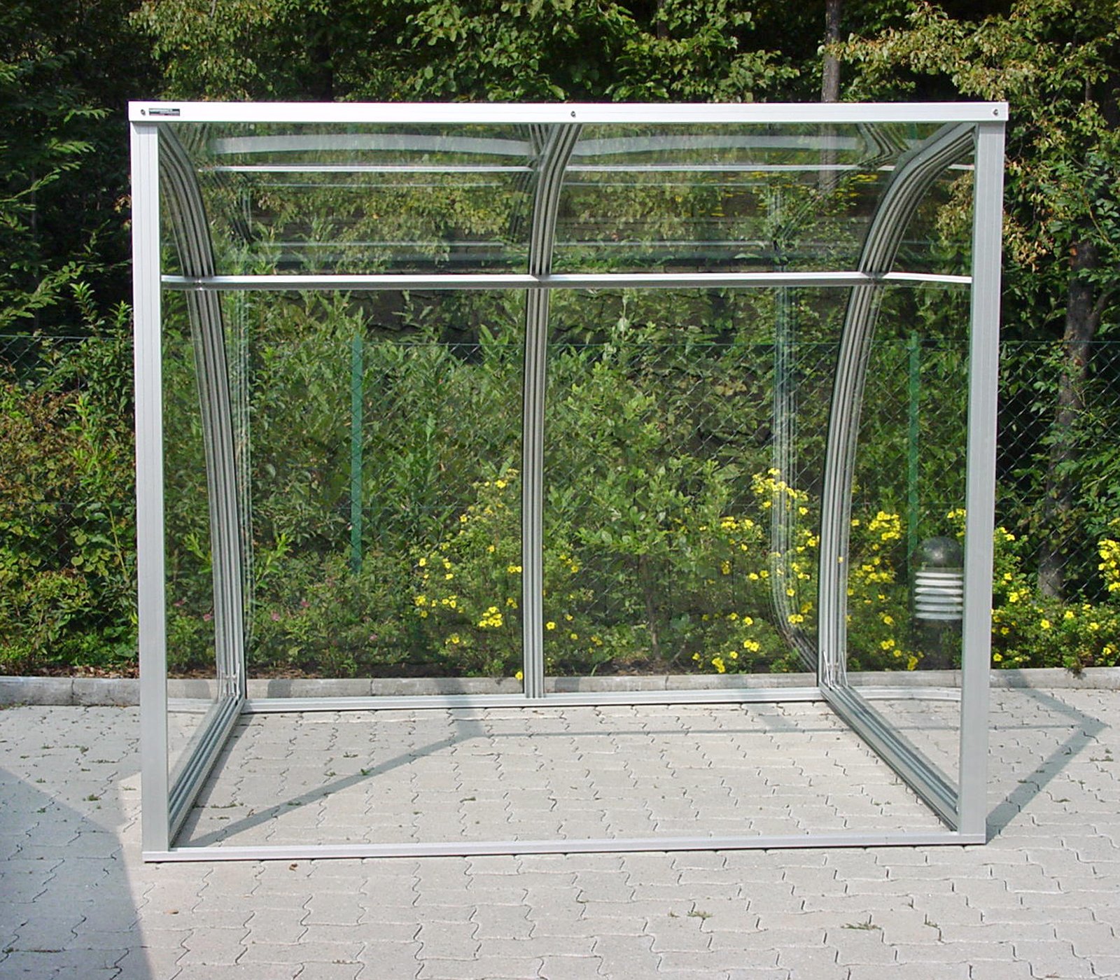 Fahrradunterstand Budget Casa aus Aluminiumprofilen und Plexiglas Röhm