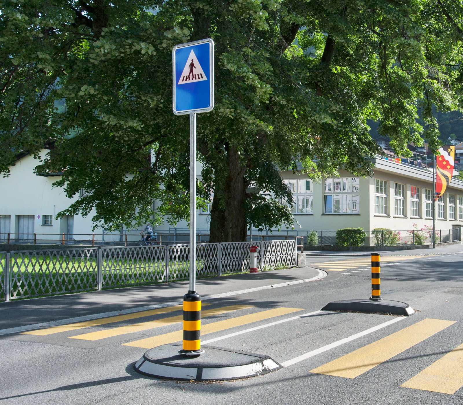 verzinkte Signalständer und Rahmen für Schilder