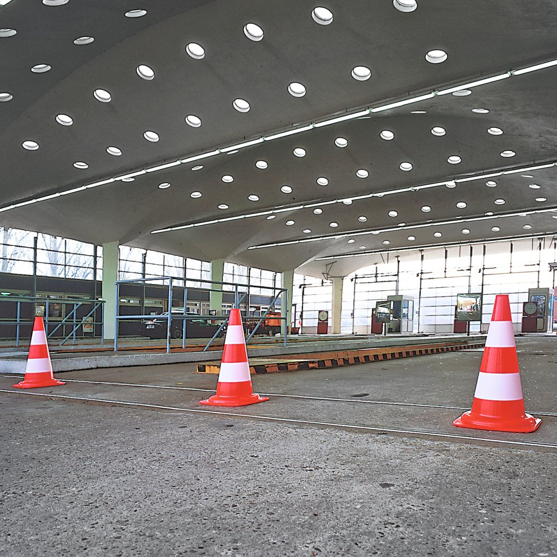 Cône de signalisation PVC d’une seule pièce lumineux de jour